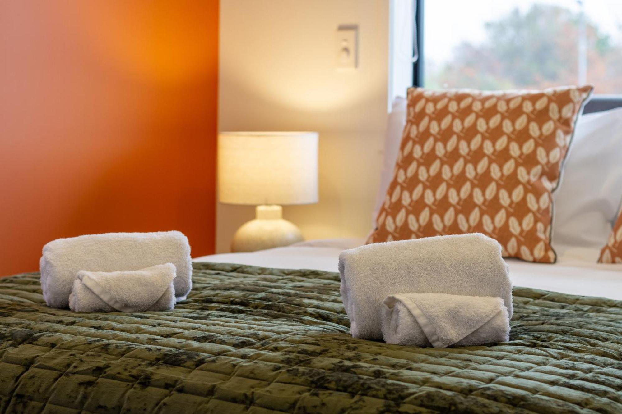 Serene Living 2 Bed With Carpark Christchurch Ngoại thất bức ảnh