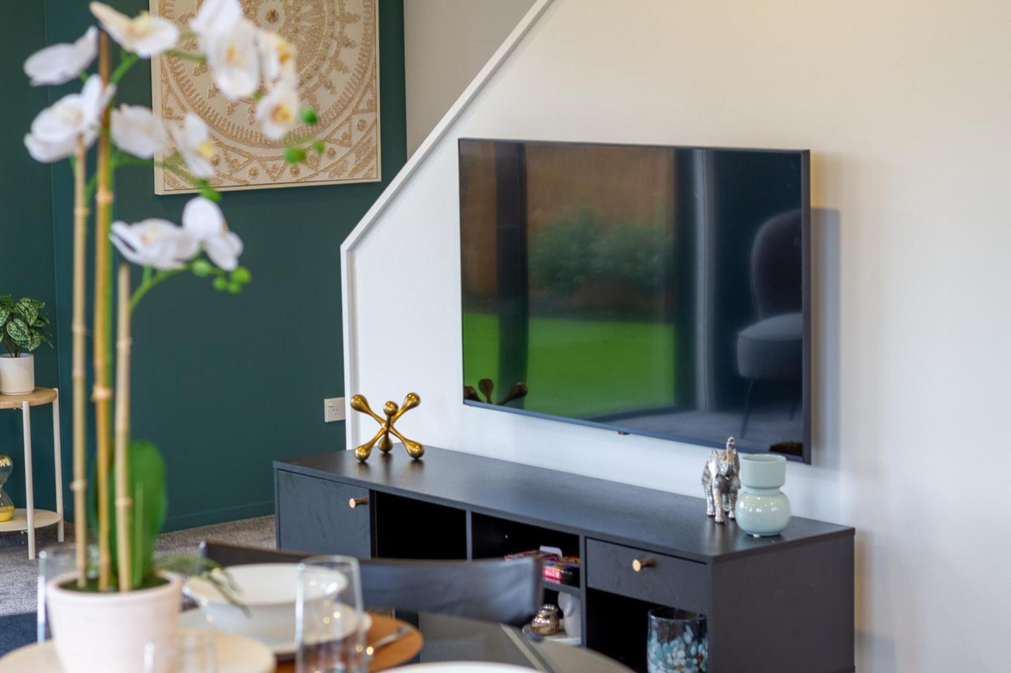 Serene Living 2 Bed With Carpark Christchurch Ngoại thất bức ảnh