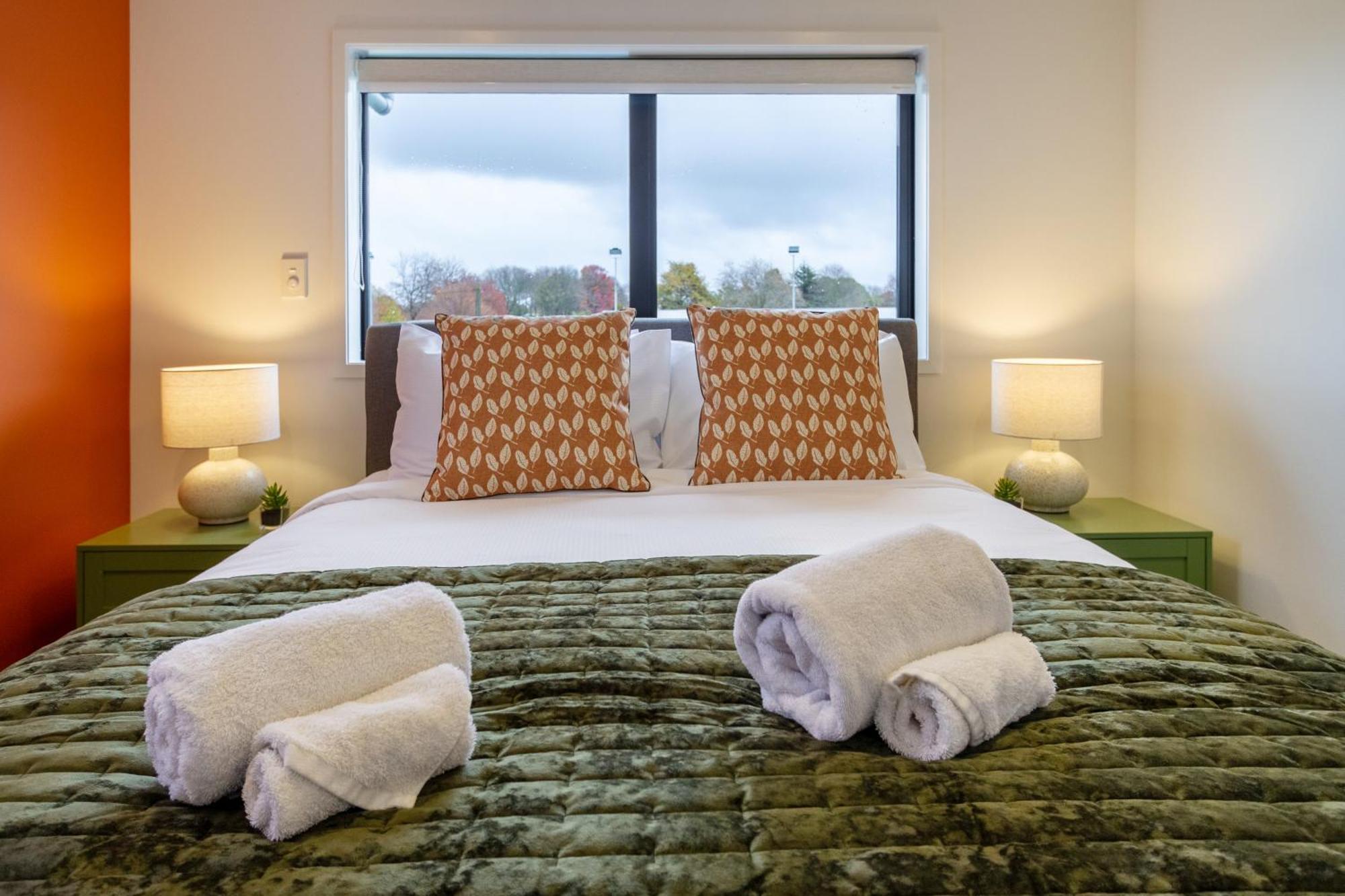 Serene Living 2 Bed With Carpark Christchurch Ngoại thất bức ảnh